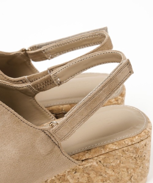 Elura（エルーラ）の「ふかふかFITウェッジソールサンダル/126049（サンダル・レディース・アイボリー/ベージュ・LARGE/MEDIUM）」の16枚目の写真