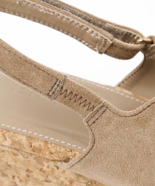 Elura（エルーラ）の「ふかふかFITウェッジソールサンダル/126049（サンダル・レディース・アイボリー/ベージュ・LARGE/MEDIUM）」の14枚目の写真