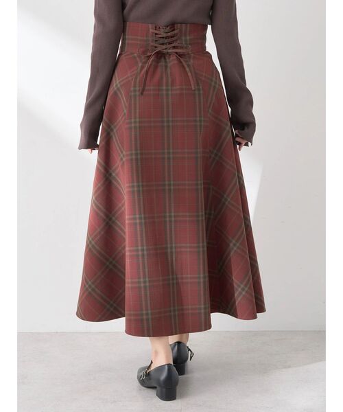 earth music&ecology（アースミュージックアンドエコロジー）の「バックレースアップチェックスカート（スカート・レディース・ネイビー/ボルドー/ブラウン・S/M）」の12枚目の写真