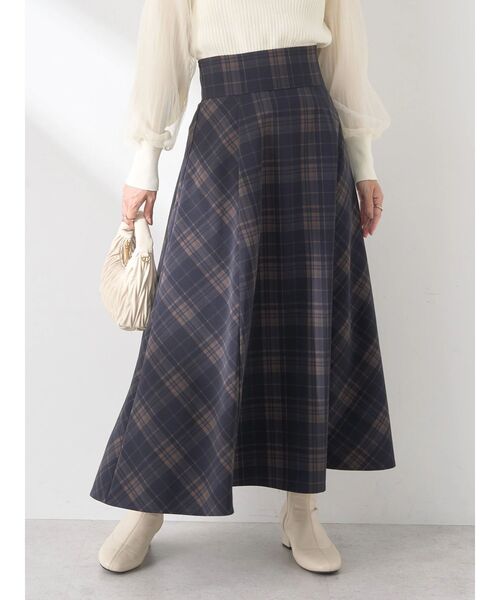 earth music&ecology（アースミュージックアンドエコロジー）の「バックレースアップチェックスカート（スカート・レディース・ネイビー/ボルドー/ブラウン・S/M）」の15枚目の写真