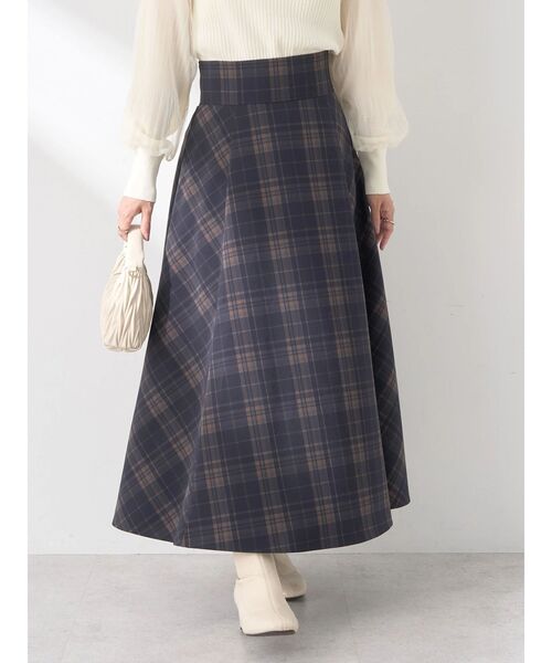 earth music&ecology（アースミュージックアンドエコロジー）の「バックレースアップチェックスカート（スカート・レディース・ネイビー/ボルドー/ブラウン・S/M）」の16枚目の写真