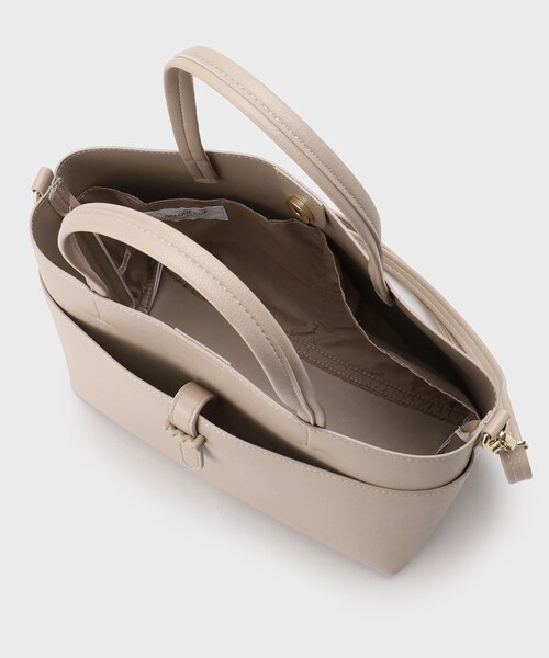 OPAQUE.CLIP(オペークドットクリップ)の「【2WAY】フロントベルトミドルトートバッグ(トートバッグ・レディース・ベージュ/アイボリー/ブラック・00)」の5枚目の写真