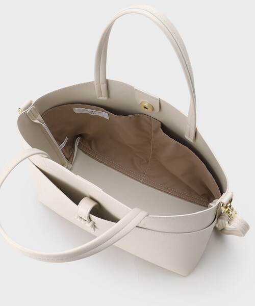 OPAQUE.CLIP(オペークドットクリップ)の「【2WAY】フロントベルトミドルトートバッグ(トートバッグ・レディース・ベージュ/アイボリー/ブラック・00)」の4枚目の写真