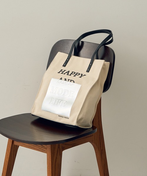 YECCA VECCA(イェッカヴェッカ)の「3D-Mixプリントトートバッグ(トートバッグ・レディース・アイボリー・FREE)」の1枚目の写真