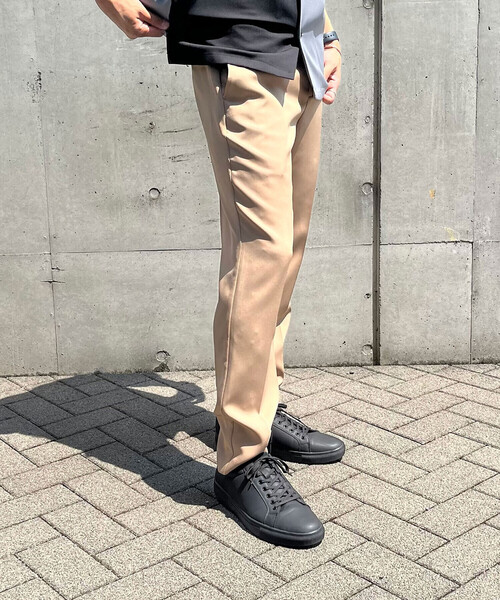 COMME CA ISM（コムサイズム）の「ファンクショナル テーパードスラックス（スラックス・メンズ・チャコール/ベージュ/ブラック・SMALL/MEDIUM/LARGE）」の6枚目の写真