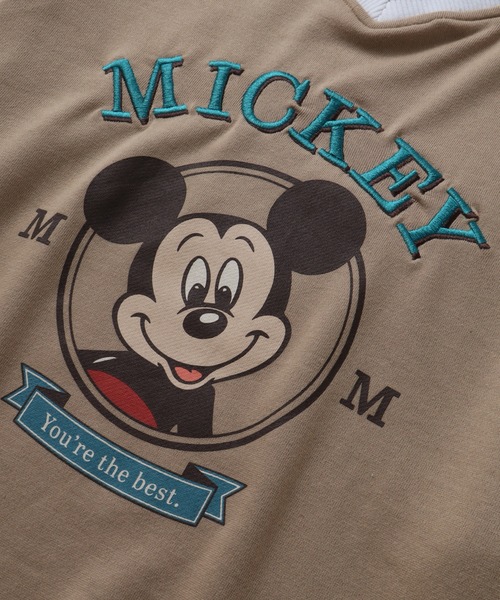 Disney(ディズニー)の「【Disney/ディズニー】ミッキーマウス アートワーク 裏毛 衿配色 スウェット トレーナー(スウェット・レディース・グリーン/ダークネイビー/レッド系その他/ベージュ・L/M)」の10枚目の写真