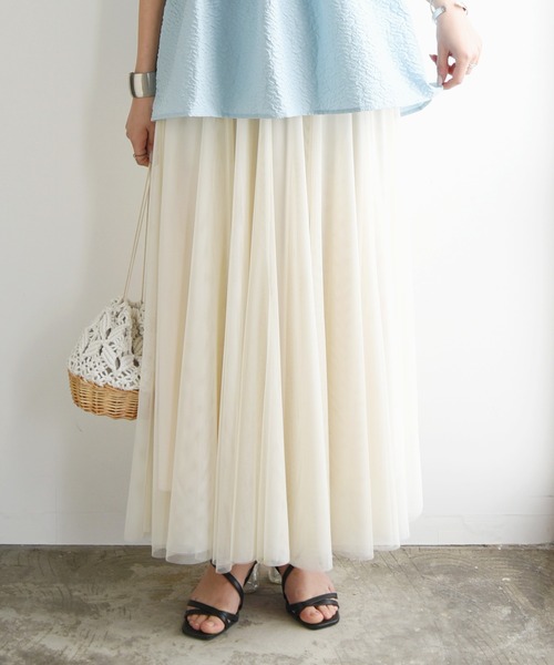 and it_（アンドイット）の「柳×紐編み巾着ミニバッグ（かごバッグ・レディース・アイボリー/ブラック・FREE）」の3枚目の写真