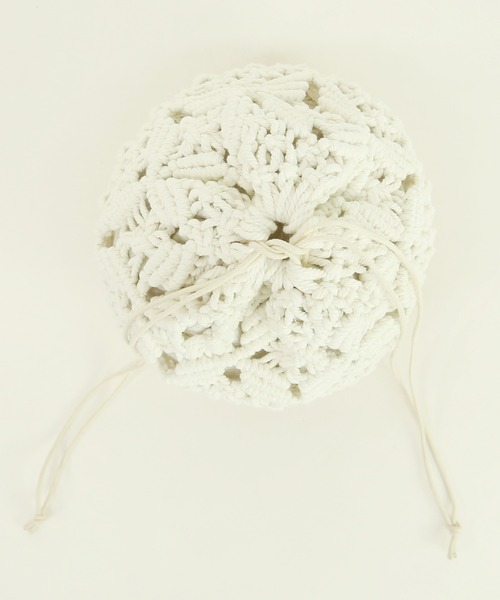 and it_（アンドイット）の「柳×紐編み巾着ミニバッグ（かごバッグ・レディース・アイボリー/ブラック・FREE）」の4枚目の写真