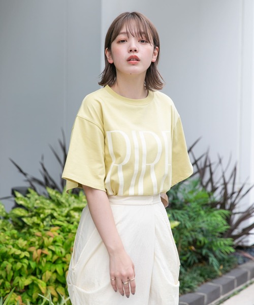 KBF（ケイビーエフ）の「BIGロゴTEE（Tシャツ/カットソー・レディース・イエロー系その他/ブルー系その他・ONE）」の6枚目の写真