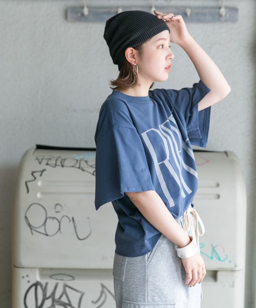 KBF（ケイビーエフ）の「BIGロゴTEE（Tシャツ/カットソー・レディース・イエロー系その他/ブルー系その他・ONE）」の14枚目の写真