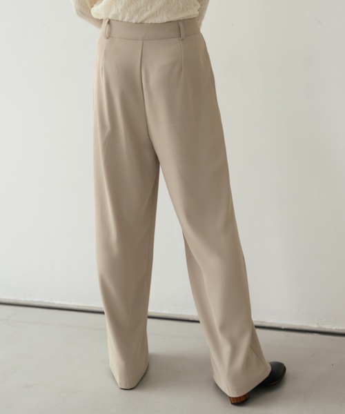 NEUNA（ヌナ）の「クロスタックパンツ（スラックス・レディース・ベージュ/ブラック/ホワイト・MEDIUM/SMALL）」の16枚目の写真