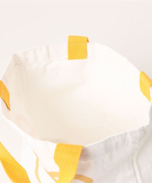 TONE SELECT GOODS（トーンセレクトグッズ）の「urbanfemine./くまミニキャンバスバッグ U7306（トートバッグ・レディース・レッド/ブラウン/イエロー/ブルー・FREE）」の5枚目の写真