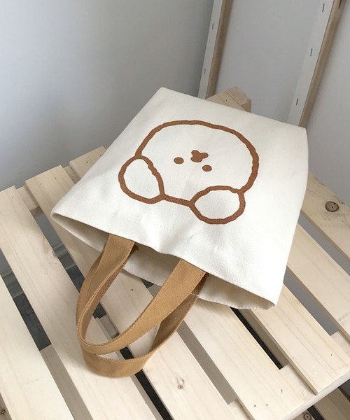 TONE SELECT GOODS（トーンセレクトグッズ）の「urbanfemine./くまミニキャンバスバッグ U7306（トートバッグ・レディース・レッド/ブラウン/イエロー/ブルー・FREE）」の2枚目の写真