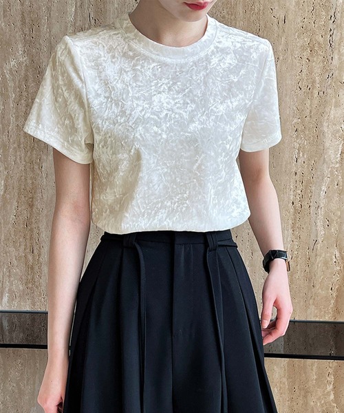 OSYAREVO(オシャレボ)の「ベロア Tシャツ(Tシャツ/カットソー・レディース・ホワイト/ブラック・LARGE/MEDIUM)」の5枚目の写真