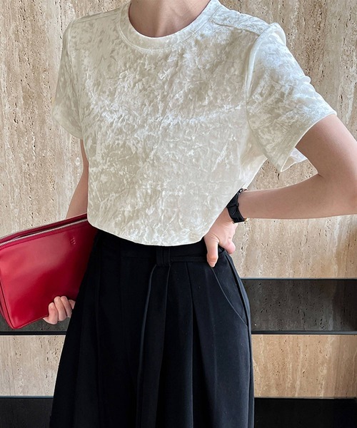 OSYAREVO(オシャレボ)の「ベロア Tシャツ(Tシャツ/カットソー・レディース・ホワイト/ブラック・LARGE/MEDIUM)」の4枚目の写真