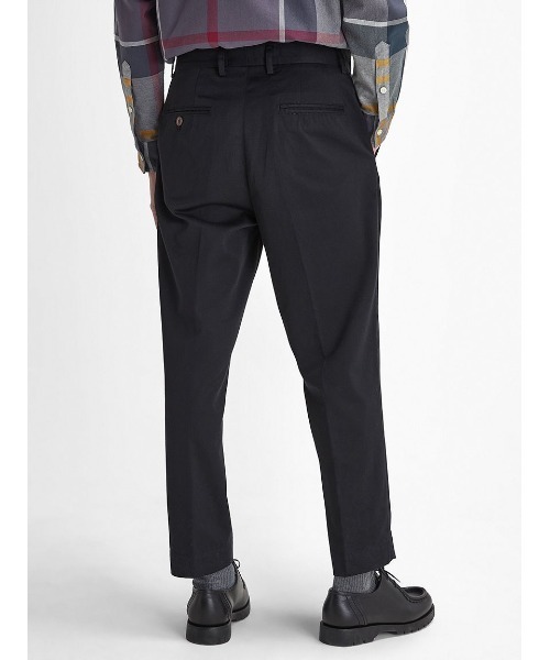 Barbour（バブアー）の「Ted チノパンツ（リラックスフィット）（チノパンツ・メンズ・ブラック/ライトベージュ・32/30/28）」の6枚目の写真