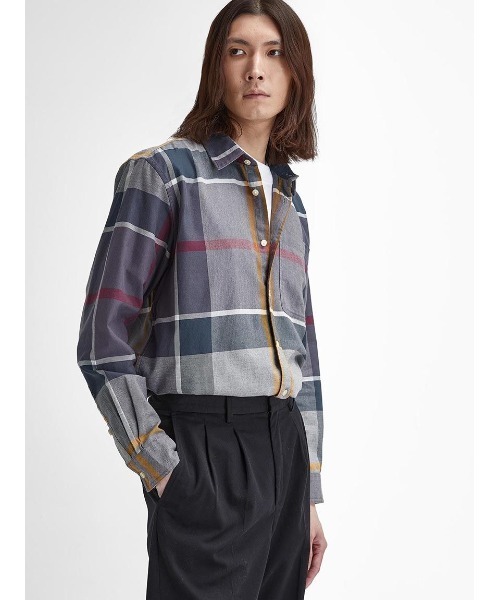 Barbour（バブアー）の「Ted チノパンツ（リラックスフィット）（チノパンツ・メンズ・ブラック/ライトベージュ・32/30/28）」の7枚目の写真