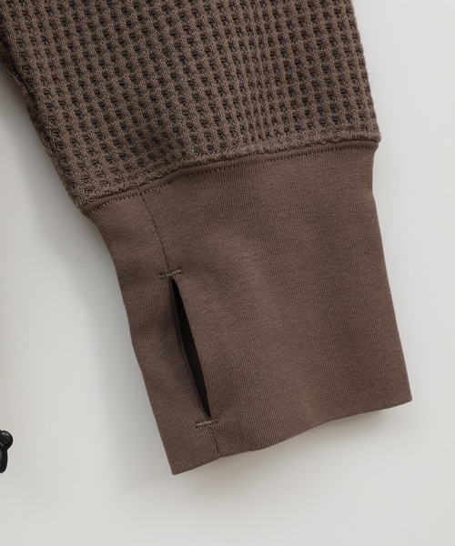 FUSE（フューズ）の「度詰めサーマルフーディー（パーカー・メンズ・ブラウン/グレー・02/03）」の6枚目の写真