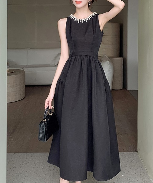 【美品】マルケッサノッテ 2 M ドレスワンピース ブラック セール】タック＆フレア・スクエアネックワンピースドレス（ワンピース