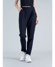 YORT（ヨート）の「【防シワ・ストレッチ】サマーウールタックテーパードパンツ（スラックス）」