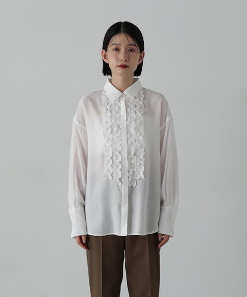 N.（N. Natural Beauty Basic）（エヌエヌナチュラルビューティーベーシック）の「◆フリルフロントシアーシャツ（シャツ/ブラウス・レディース・イエロー/オフホワイト・MEDIUM）」の10枚目の写真