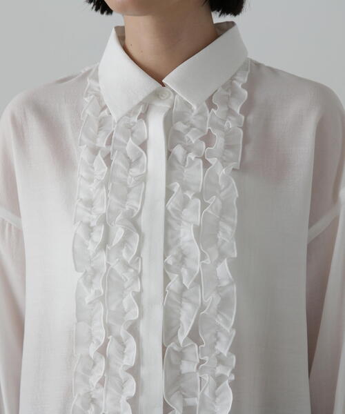 N.（N. Natural Beauty Basic）（エヌエヌナチュラルビューティーベーシック）の「◆フリルフロントシアーシャツ（シャツ/ブラウス・レディース・イエロー/オフホワイト・MEDIUM）」の13枚目の写真