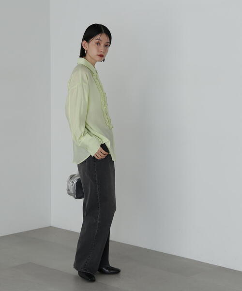 N.（N. Natural Beauty Basic）（エヌエヌナチュラルビューティーベーシック）の「◆フリルフロントシアーシャツ（シャツ/ブラウス・レディース・イエロー/オフホワイト・MEDIUM）」の21枚目の写真