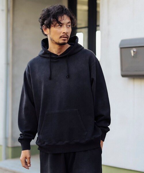 B:MING by BEAMS(ビーミングバイビームス)の「フェード フーデッド パーカ(セットアップ対応)(パーカー・メンズ・ブラック/ネイビー・SMALL/MEDIUM/LARGE/X-LARGE)」の7枚目の写真
