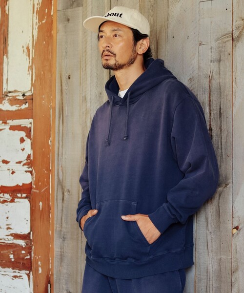 B:MING by BEAMS(ビーミングバイビームス)の「フェード フーデッド パーカ(セットアップ対応)(パーカー・メンズ・ブラック/ネイビー・SMALL/MEDIUM/LARGE/X-LARGE)」の17枚目の写真