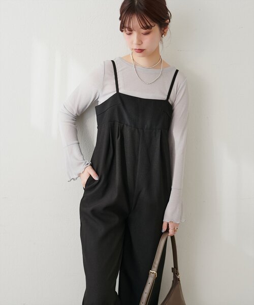 natural couture(ナチュラルクチュール)の「シンプルタックサロペット(その他パンツ・レディース・その他1/ブラウン/ブラック・FREE)」の6枚目の写真