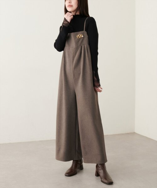 natural couture(ナチュラルクチュール)の「シンプルタックサロペット(その他パンツ・レディース・その他1/ブラウン/ブラック・FREE)」の10枚目の写真