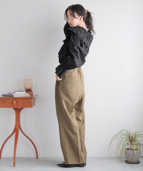 LOWRYS FARM（ローリーズファーム）の「フリルクロスギャザーブラウスＬＳ 116620（シャツ/ブラウス・レディース・レッド/ブラック/アイボリー・FREE）」の12枚目の写真