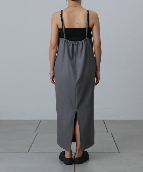 COLONY 2139（コロニートゥーワンスリーナイン）の「ウールライクIラインキャミワンピース（ワンピース・レディース・ブラック/グレー/チャコールグレー・FREE）」の18枚目の写真