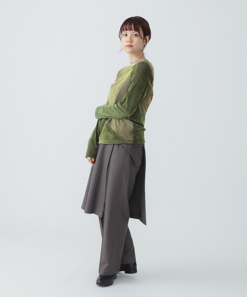 Ray BEAMS（レイビームス）の「RBS / フロッキー ストライプ Vネック トップス（Tシャツ/カットソー・レディース・ブラック/グリーン・ONE SIZE）」の11枚目の写真