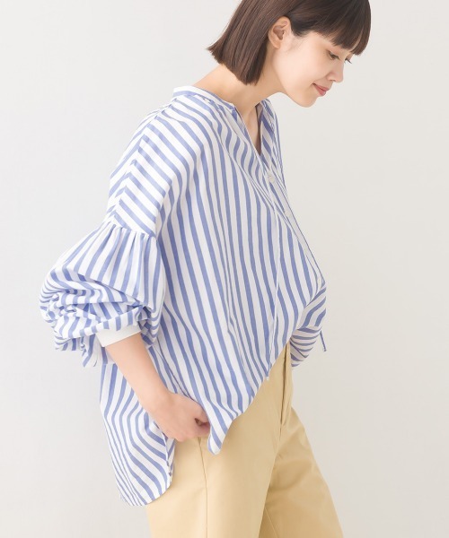 OMNES(オムネス)の「製品洗いブロード袖口リブギャザーシャツ(シャツ/ブラウス・レディース・ホワイト/ブラック系その他/ブラック系その他2/ライトグレー/グレー系その他/ベージュ系その他/ベージュ系その他2/ブルー系その他/ベージュ系その他3/ライトブルー・FREE)」の10枚目の写真