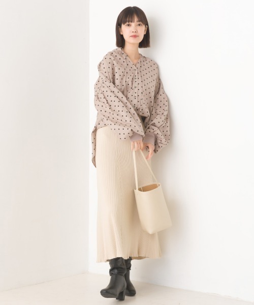 OMNES(オムネス)の「製品洗いブロード袖口リブギャザーシャツ(シャツ/ブラウス・レディース・ホワイト/ブラック系その他/ブラック系その他2/ライトグレー/グレー系その他/ベージュ系その他/ベージュ系その他2/ブルー系その他/ベージュ系その他3/ライトブルー・FREE)」の22枚目の写真