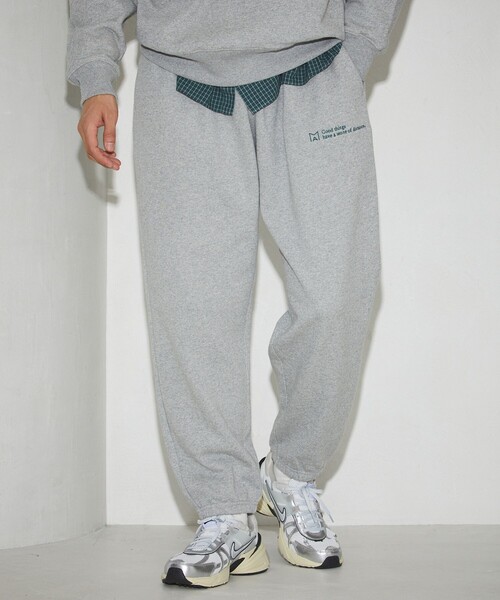 Firsthand（ファーストハンド）の「MA Firsthand/マ ファーストハンド BACIS LOGO SWEAT PANT / ワンポイント刺繍 ロゴスウェットパンツ（スウェットパンツ・メンズ・ブラック/グレー/グリーン/ネイビー・MEDIUM/LARGE）」の6枚目の写真