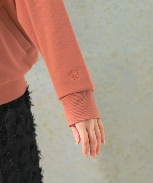 URBAN RESEARCH ROSSO WOMEN（アーバンリサーチ　ロッソ）の「『WEB限定』オーバーZIPパーカー（パーカー・レディース・グレー/ピンク系その他/ホワイト/ネイビー・FREE）」の16枚目の写真