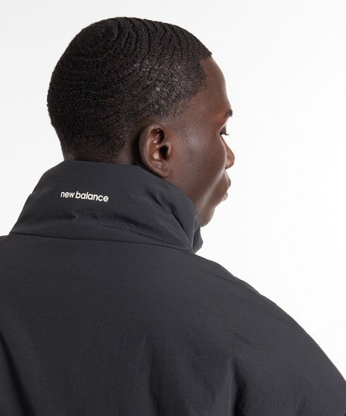 NEW BALANCE(ニューバランス)の「Hoops パッファージャケット(ダウンジャケット/コート・メンズ・ブラック・SMALL/MEDIUM/LARGE/X-LARGE/XX-LARGE)」の5枚目の写真