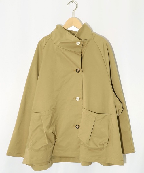 iS ScoLar（イズスカラー）の「543230：花蝶刺繍ミドル丈コート