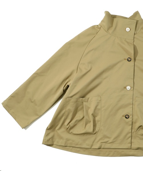 iS ScoLar（イズスカラー）の「543230：花蝶刺繍ミドル丈コート