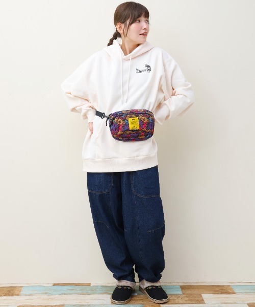 KiU(キウ)の「KiU コラボ パデットフロントミニショルダー(ショルダーバッグ・レディース・その他1/その他2・FREE)」の21枚目の写真