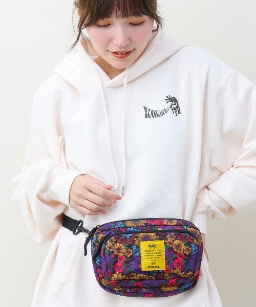 KiU(キウ)の「KiU コラボ パデットフロントミニショルダー(ショルダーバッグ・レディース・その他1/その他2・FREE)」の22枚目の写真