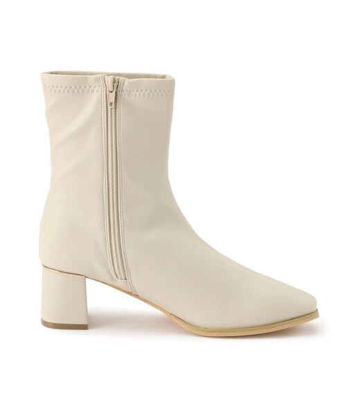 ITS'DEMO(イッツデモ)の「◆【履き心地柔らか/太めヒール/M・Lサイズ展開】ラインヒールブーツ(ブーツ・レディース・ブラック/アイボリー・38/40)」の6枚目の写真