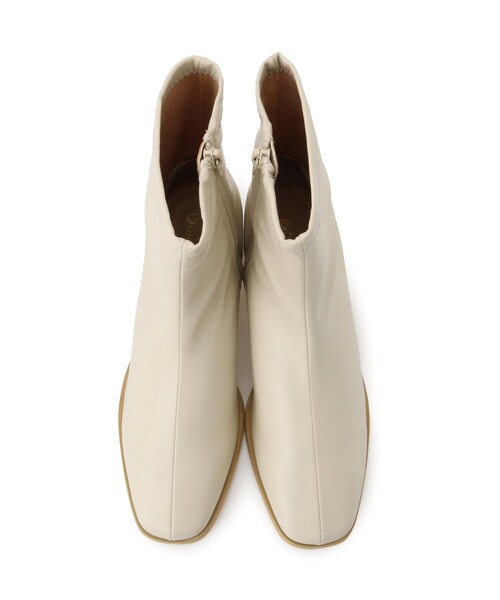 ITS'DEMO(イッツデモ)の「◆【履き心地柔らか/太めヒール/M・Lサイズ展開】ラインヒールブーツ(ブーツ・レディース・ブラック/アイボリー・38/40)」の8枚目の写真