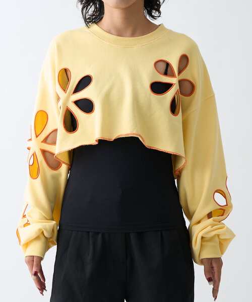 HELLO.SANFRANCISCO（ハローサンフランシスコ）の「【HELLO.SANFRANCISCO】フラワーカットアウトクロップドスウェット（Tシャツ/カットソー・レディース・グリーン/グレー/イエロー/ブラック・ONE SIZE）」の8枚目の写真