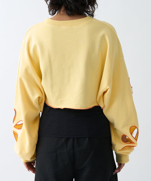 HELLO.SANFRANCISCO（ハローサンフランシスコ）の「【HELLO.SANFRANCISCO】フラワーカットアウトクロップドスウェット（Tシャツ/カットソー・レディース・グリーン/グレー/イエロー/ブラック・ONE SIZE）」の10枚目の写真