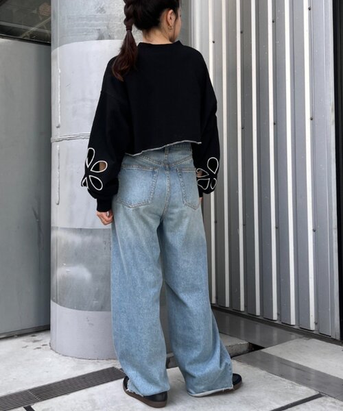 HELLO.SANFRANCISCO（ハローサンフランシスコ）の「【HELLO.SANFRANCISCO】フラワーカットアウトクロップドスウェット（Tシャツ/カットソー・レディース・グリーン/グレー/イエロー/ブラック・ONE SIZE）」の18枚目の写真
