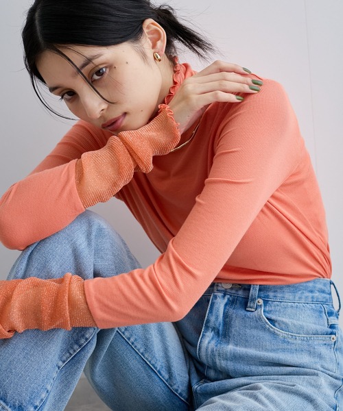 VIS（ビス）の「袖クシュクシュテレコハイネックプルオーバー（Tシャツ/カットソー・レディース・ベージュ/オレンジ/ターコイズブルー/ブラック・FREE）」の8枚目の写真