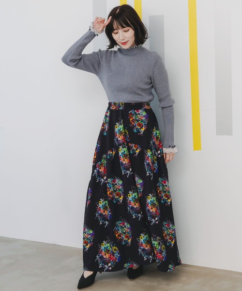 ScoLar（スカラー）の「143645：マルチパールリブ編みニットロングスリーブTシャツ（Tシャツ/カットソー・レディース・オフホワイト/グリーン/杢グレー/ブラック・M）」の11枚目の写真